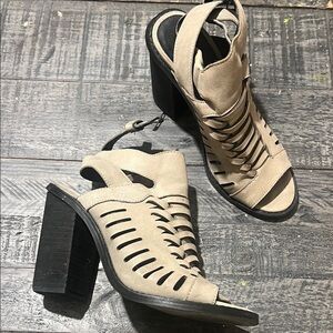 INTENTIONALLY BLANK Beige Cutout Heels